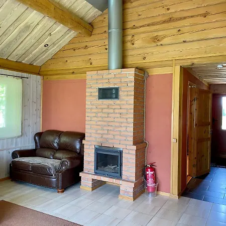 Puhkemajad Casa vacanze Suislepa