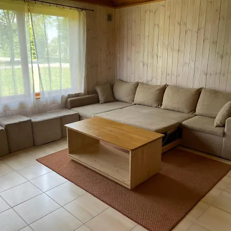 Puhkemajad Nyaraló Suislepa