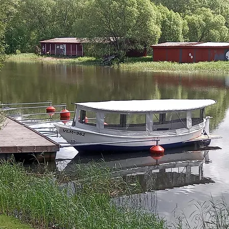 Puhkemajad * Suislepa